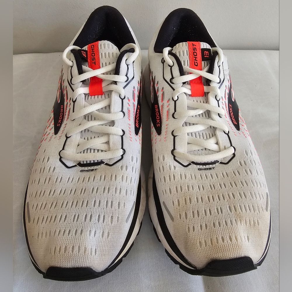 BROOKS Ghost 13 Womens White Athletic Running Shoes, Sneakers - Picture 5 of 10